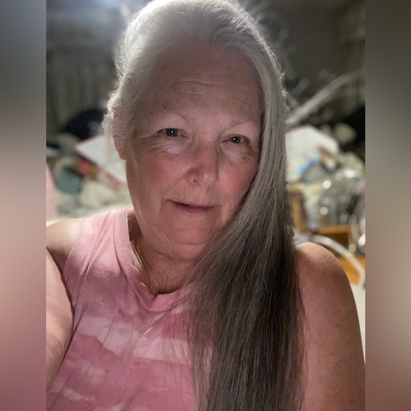 Meet your Posher, Stephie - Picture 5 of 11